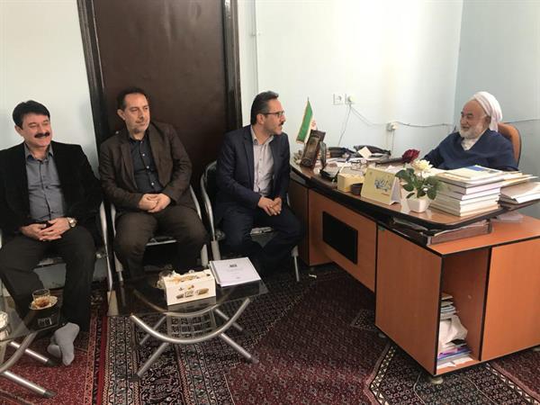 دیدارسرپرست ارتباطات و فناوری اطلاعات آذربایجان غربی با  امام جمعه شهرستان مهاباد