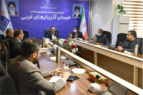 واگذاری خدمات دستگاه های اجرایی به دفاتر پیشخوان دولت را به جد پیگیر هستیم