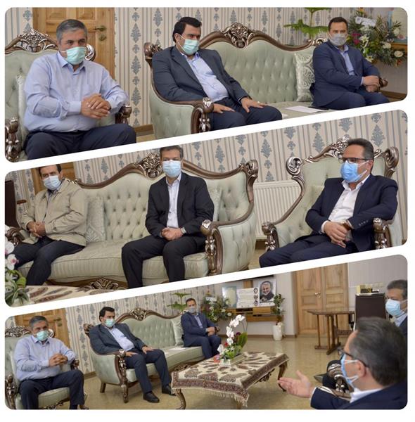 رفع موانع توسعه و تقویت شبکه های ارتباطی در شهر هوشمندارومیه