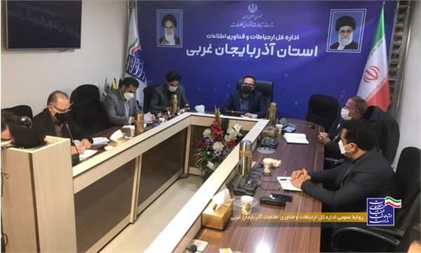 لزوم ارائه خدمات و سرویس های الکترونیکی دستگاه های اجرایی از طریق دفاتر پیشخوان بجای ایجاد بستر ارائه سرویس غیر پیشخوان دولت
