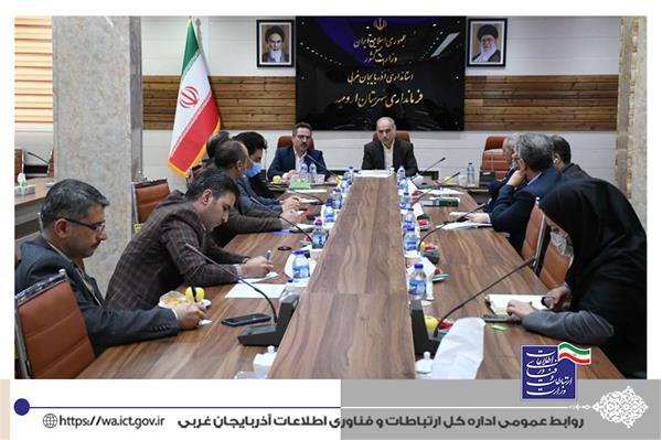 شیرینی فیبر نوری خانگی با دریافت سرویس در پنجره واحد خدمات از منزل کامل می شود