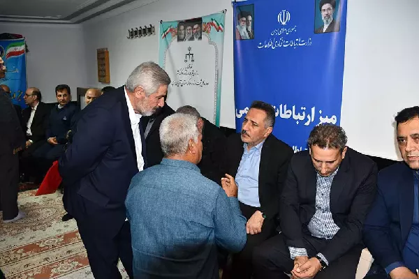 تأکید بر پاسخ‌گویی و پیگیری مطالبات ارتباطی شهروندان در نشست محله‌محور ارومیه