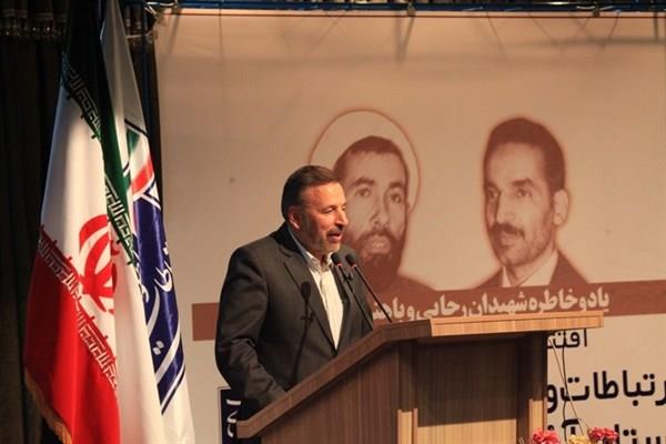 پیام تقدیر و تشکر وزیر محترم ارتباطات و فناوری اطلاعات جناب آقای دکتر واعظی توسط مدیر کل دفتر وزارتی از مهندس یوسف زاده مدیر کل ارتباطات و فناوری اطلاعات استان آذربایجان غربی
