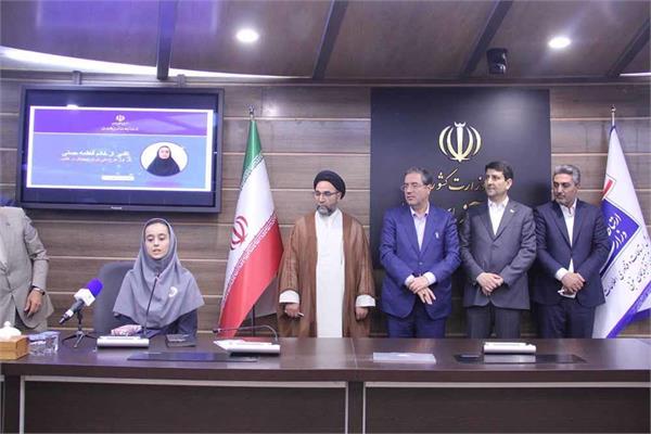 تقدیر از نفر اول طرح ملی ایران دیجیتال