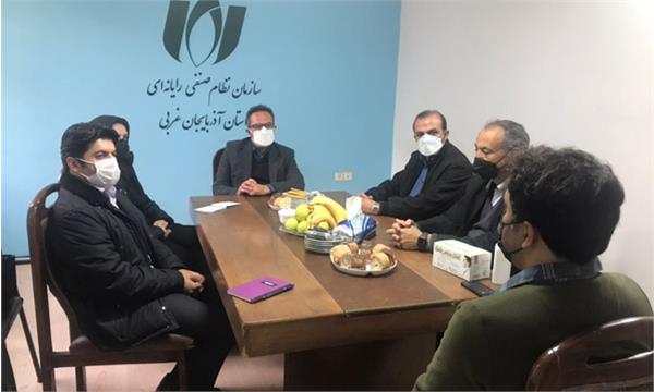 استفاده از ظرفیت سه کشور همسایه و هم مرز آذربایجان غربی برای صادرات فناوری اطلاعات