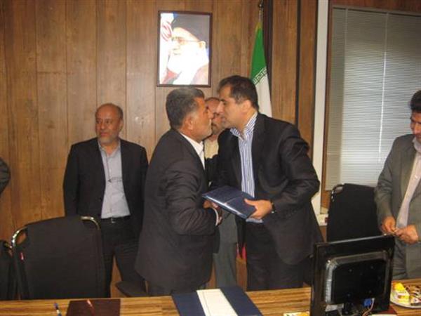 امضای قرارداد اجرایی پروژه تحقیقاتی مابین پژوهشگاه ارتباطات و فناوری اطلاعات و دانشگاه ارومیه به نظارت اداره کل ارتباطات و فناوری اطلاعات استان آذربایجان غربی