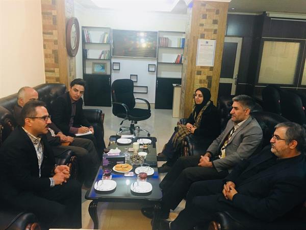 مدیرکل آموزش فنی و حرفه ای استان در دیداربا سرپرست اداره کل ارتباطات و فناوری اطلاعات آذربایجان غربی: 30 درصد آموزشگاه های ما در استان در حوزه فناوری اطلاعات فعالیت می کنند