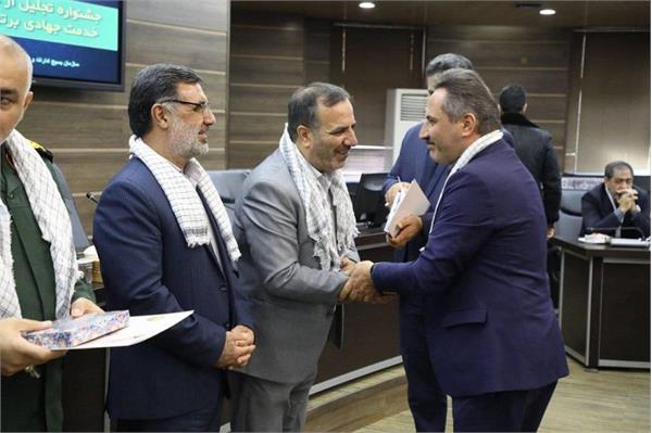 تقدیر از مدیر کل ارتباطات وفناوری اطلاعات آذربایجان غربی به جهت اهتمام در برگزاری میزهای خدمت جهادی