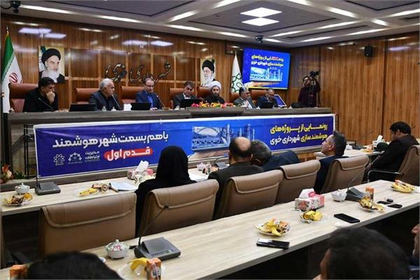 رونمایی از سامانه هوشمندسازی کلیه خدمات شهرداری خوی